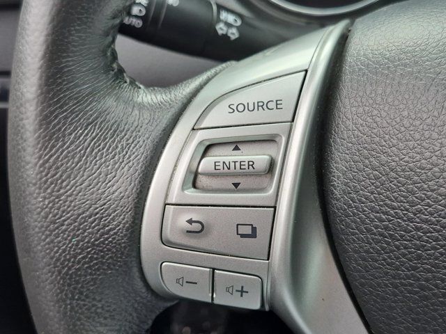Used 2016 Nissan Rogue SL w/ SL Premium Package FWD image 19