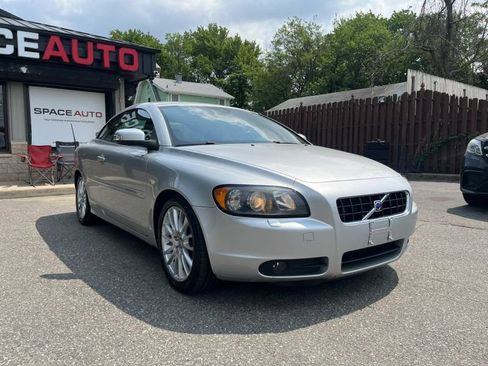 Used 2009 Volvo C70 T5 FWD image 12