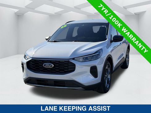 Certified 2025 Ford Escape ST-Line w/ Tech Pack #1 image 7