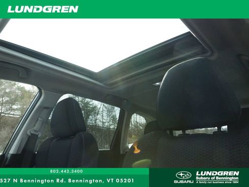 Used 2023 Subaru Forester Premium AWD/4WD image 25