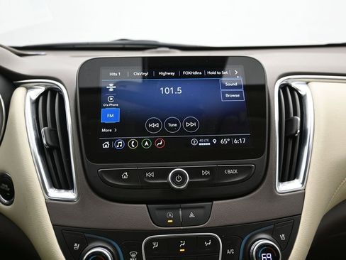 Certified 2024 Chevrolet Malibu LT image 17