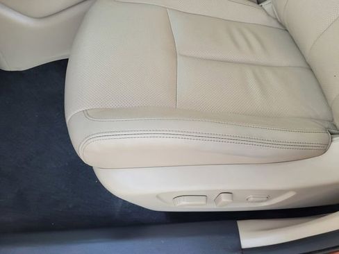 Used 2019 Nissan Rogue SL w/ Premium Package image 25