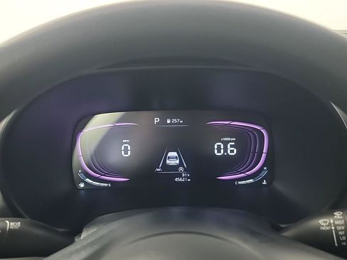 Used 2023 Kia Soul LX w/ LX Technology Package FWD image 23