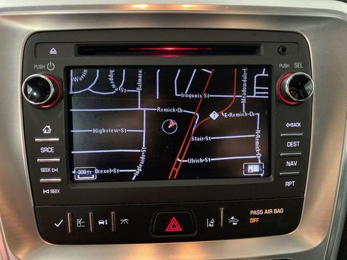 Used 2017 GMC Acadia Limited SLT image 18