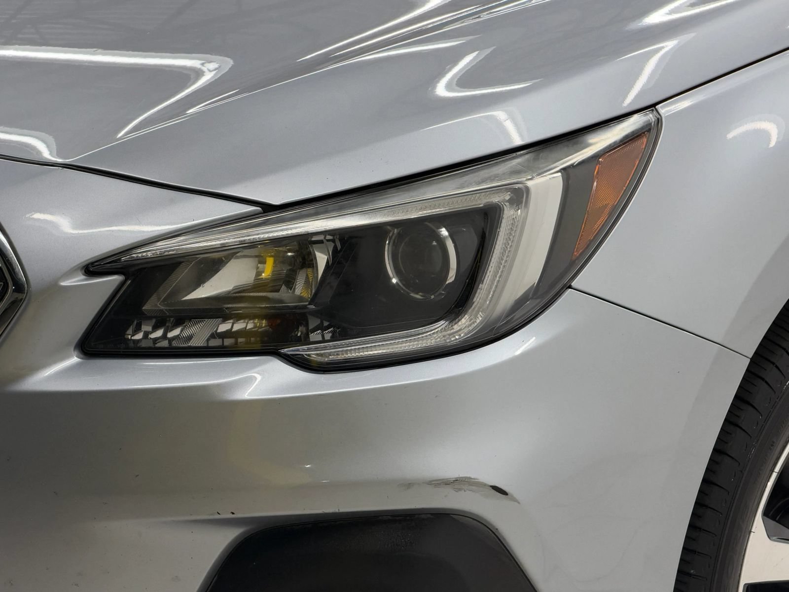 Used 2019 Subaru Outback 2.5i Limited AWD/4WD image 4