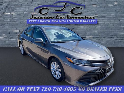 Used 2019 Toyota Camry LE FWD image 9