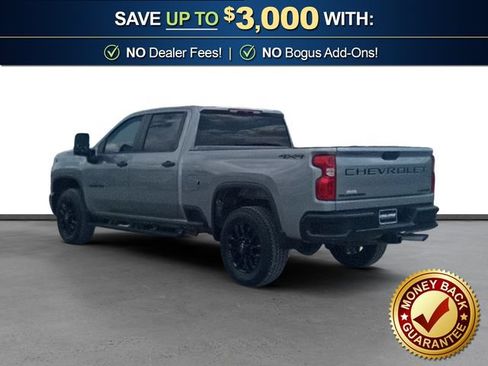 Used 2025 Chevrolet Silverado 2500 Custom w/ Custom Value Package AWD/4WD image 4