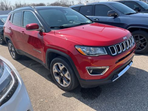 Used 2021 Jeep Compass Limited image 17