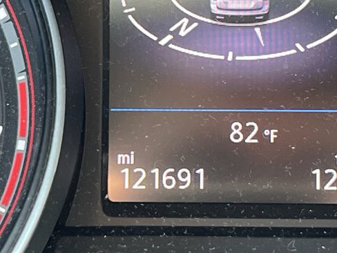 Used 2019 Volkswagen Atlas SE FWD image 22