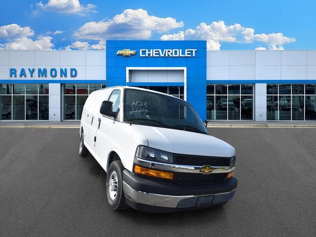 New 2026 Chevrolet Express 2500 w/ Driver Convenience Package RWD image 10