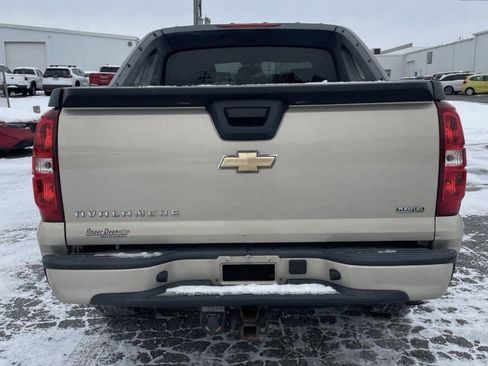 Used 2007 Chevrolet Avalanche LT w/ LT Preferred Equipment Group image 7