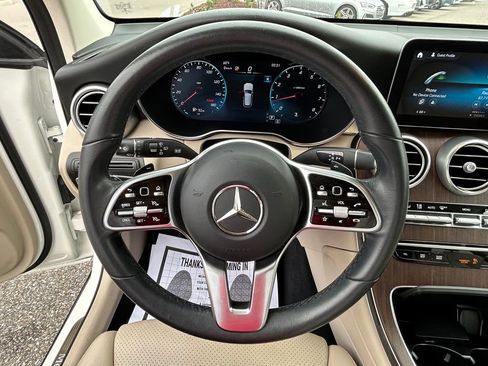 Used 2022 Mercedes-Benz GLC 300 image 19