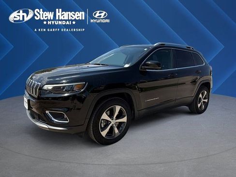 Used 2019 Jeep Cherokee Limited AWD/4WD image 1