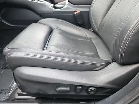 Used 2023 Subaru Outback Touring XT AWD/4WD image 26