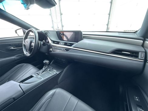 Used 2021 Lexus ES 350 F Sport w/ Accessory Package image 16