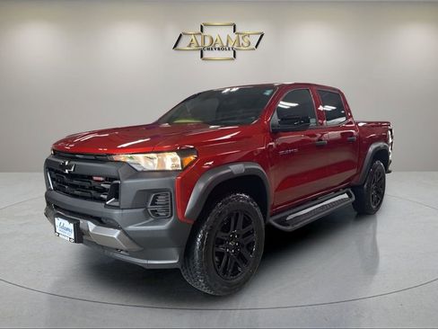 Certified 2024 Chevrolet Colorado Trail Boss w/ Advanced Trailering Package AWD/4WD image 1