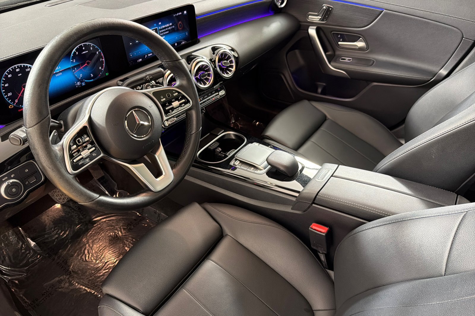 Used 2022 Mercedes-Benz CLA 250 image 9