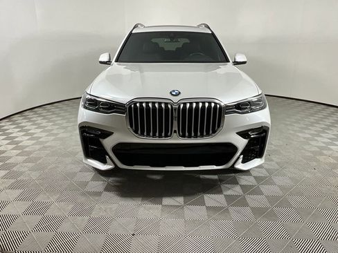 Used 2021 BMW X7 xDrive40i w/ M Sport Package image 8