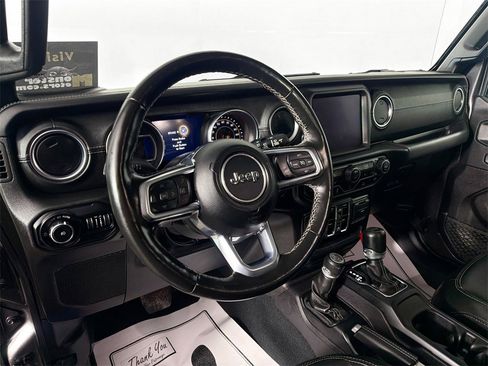 Used 2022 Jeep Wrangler Unlimited Sahara w/ Cold Weather Group image 9