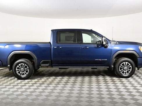 Used 2023 GMC Sierra 2500 AT4 w/ Driver Alert Package I image 5