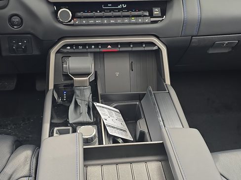 New 2026 Toyota Sequoia Platinum AWD/4WD image 29