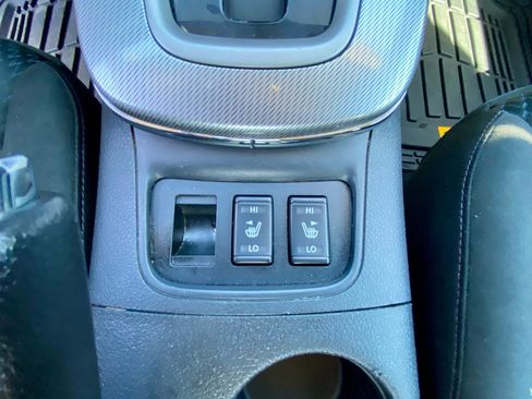 Used 2015 Nissan Sentra SR FWD image 17