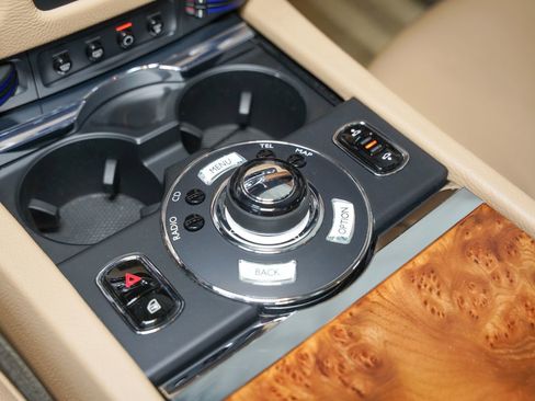 Used 2011 Rolls-Royce Ghost RWD image 56