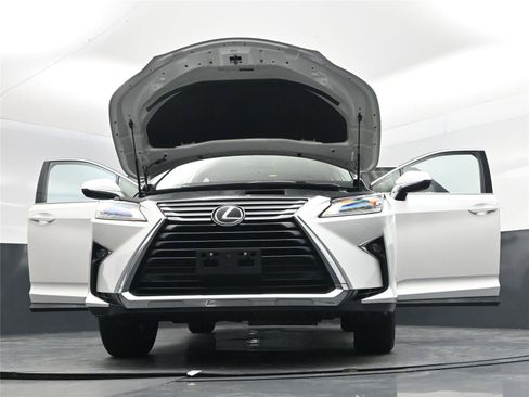 Used 2019 Lexus RX 350L Luxury image 24