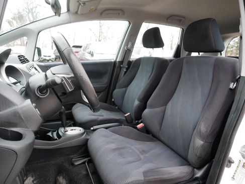 Used 2010 Honda Fit Sport image 33