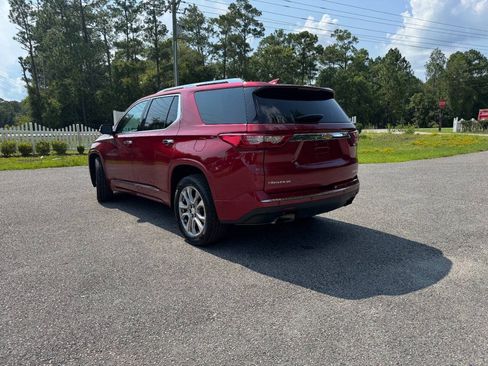 Used 2019 Chevrolet Traverse Premier w/ LPO, Floor Liner Package AWD/4WD image 4