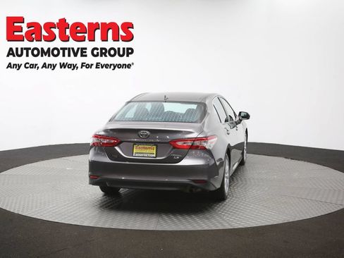 Used 2019 Toyota Camry LE FWD image 37