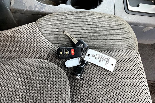 Used 2019 Nissan Frontier SV w/ Value Truck Package RWD image 12