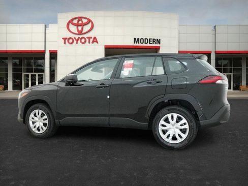 New 2026 Toyota Corolla Cross L image 12