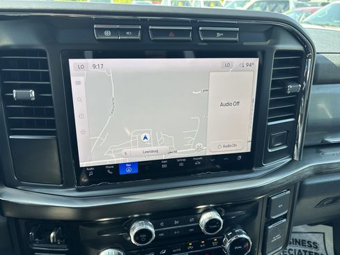 Used 2024 Ford F350 Lariat w/ Camper Package image 25