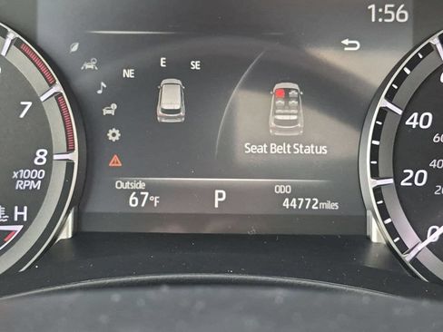 Used 2023 Toyota Highlander XLE FWD image 15