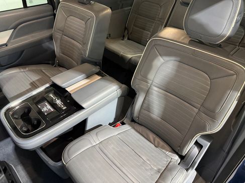 Used 2018 Lincoln Navigator L Black Label image 40