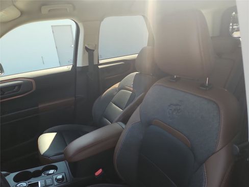 Certified 2022 Ford Bronco Sport Outer Banks w/ Tech Package image 18