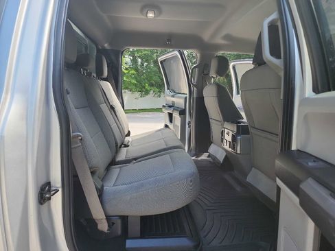 Used 2018 Ford F250 XLT w/ XLT Premium Package AWD/4WD image 35