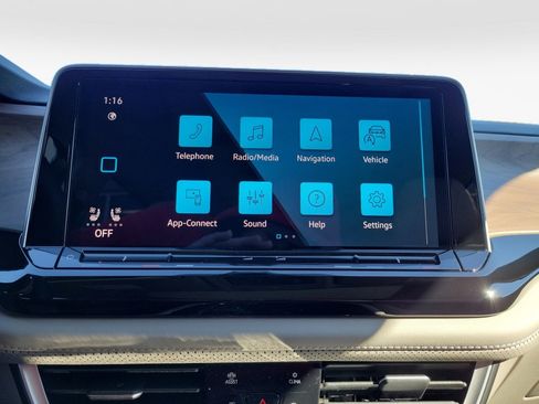 New 2026 Volkswagen Atlas SE image 17