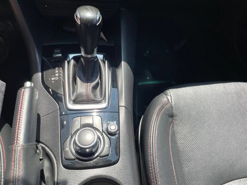 Used 2014 MAZDA MAZDA3 s Grand Touring FWD image 20