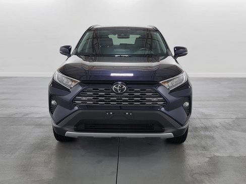 Used 2019 Toyota RAV4 Limited image 3