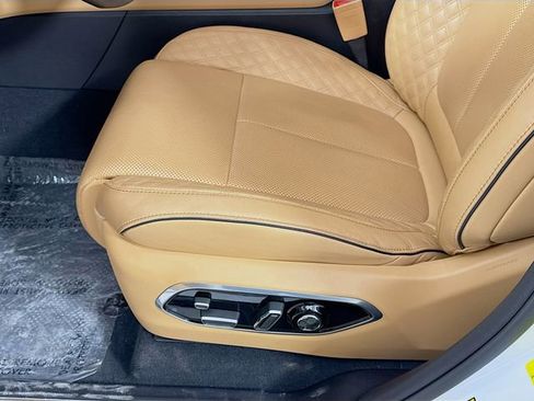 Used 2024 Jeep Grand Cherokee Summit image 19