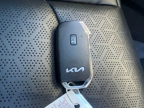 Certified 2023 Kia Sorento EX w/ Panoramic Sunroof Package FWD image 28