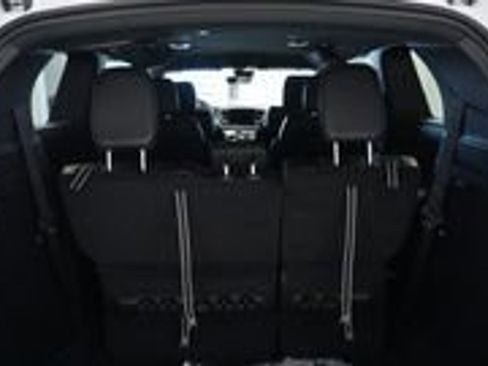 New 2026 Chrysler Voyager LX image 13