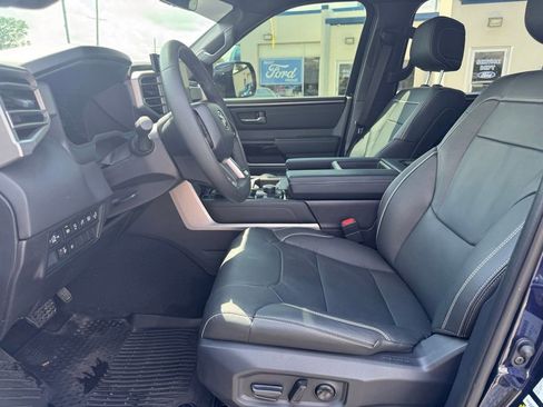 Used 2026 Toyota Tundra Limited AWD/4WD image 9