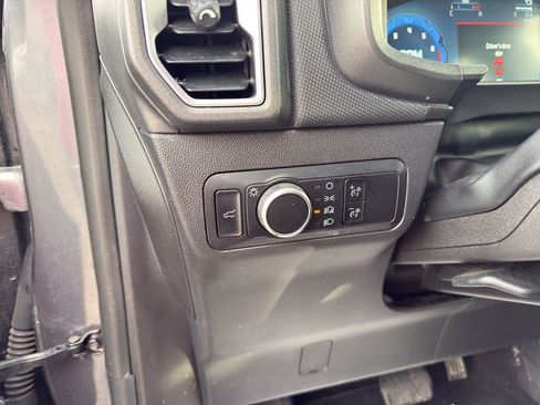 Used 2025 Ford Bronco Sport Big Bend image 10