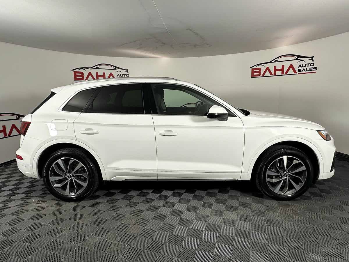 Used 2021 Audi Q5 2.0T Premium w/ Convenience Package AWD/4WD image 11