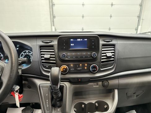Used 2025 Ford Transit 250 Low Roof w/ Exterior Upgrade Package RWD image 25