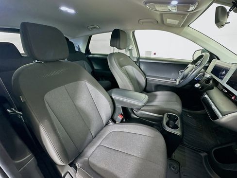 Used 2024 Hyundai Ioniq 5 SE RWD image 30