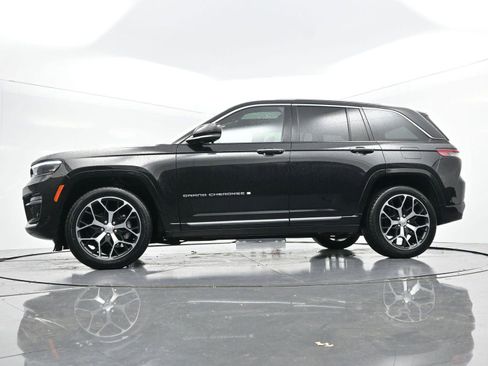 Used 2023 Jeep Grand Cherokee Summit image 18